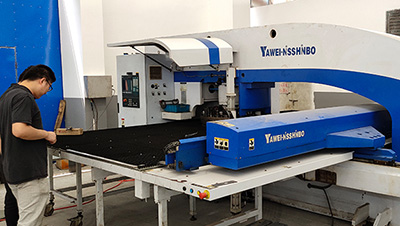 Laser engraving machine